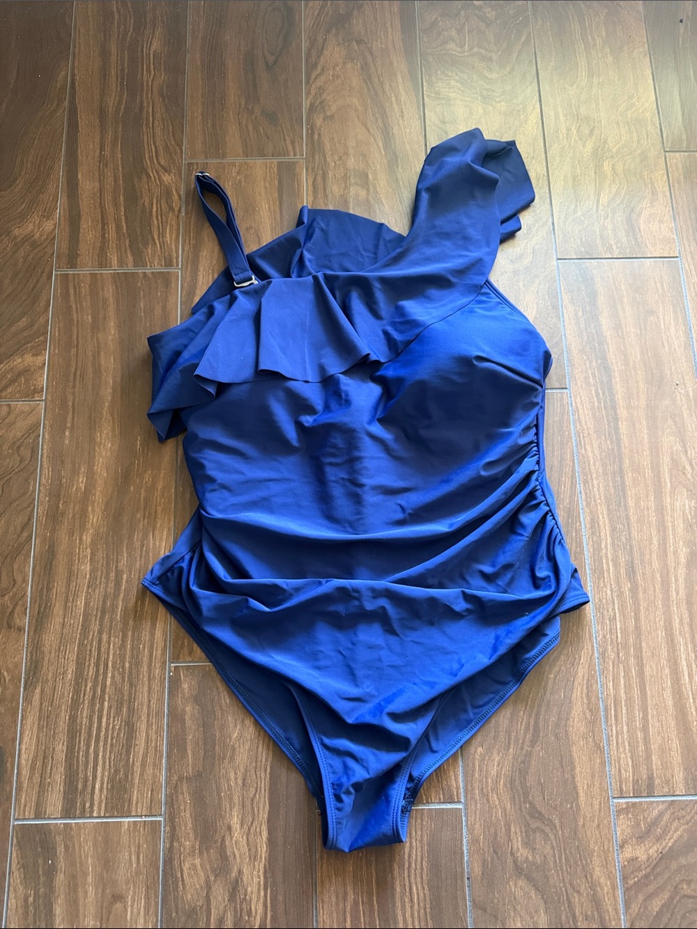 One-Shoulder Ruffle One-Piece Swimsuit in Royal Blue